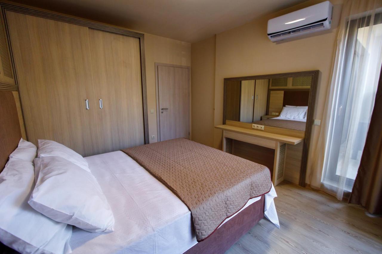 Private Apartments In Argisht Partez Golden Sands Exteriör bild