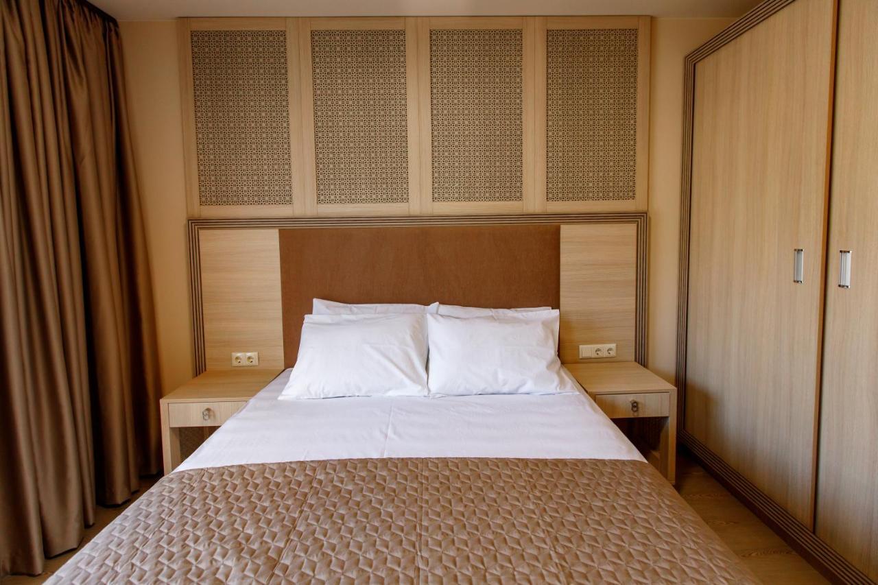 Private Apartments In Argisht Partez Golden Sands Exteriör bild